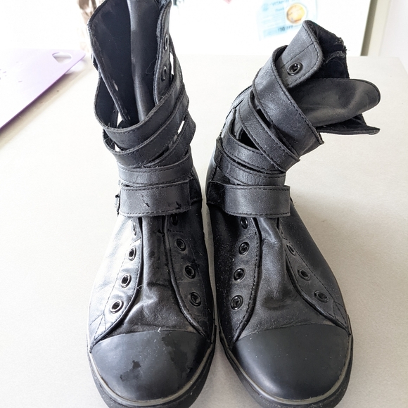 Leather Converse Multi-strap boot - Picture 3 of 4